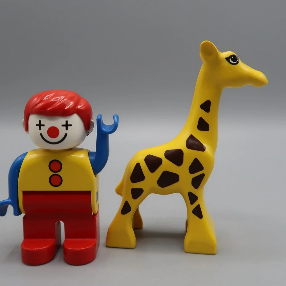 Lego Duplo Clown for Circus Carnival Giraffe and Flag lot of 3 vintage
